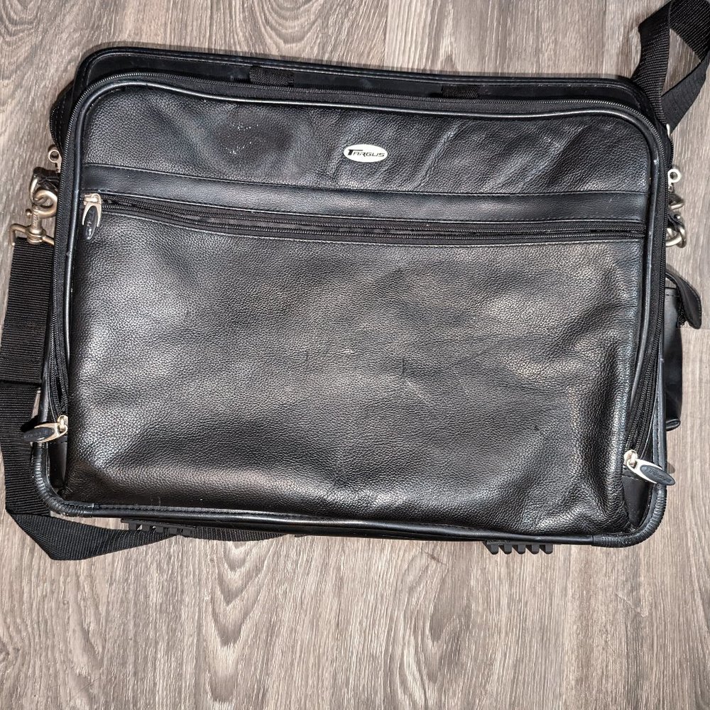 Vintage Targus Black Leather Laptop/Messenger Bag/Bri… Gem